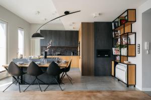 Privilege Suites II - LoftAffair Collection