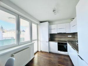 H5 apartman 2 bedrooms with balcony and free parking