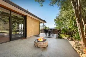 Mudbrick house - Bunyip