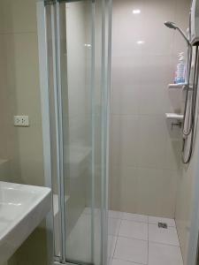 s泰国芭提雅thebase无边泳池公寓 市中心 临近大海