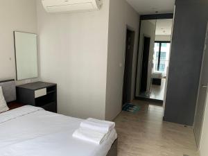 s泰国芭提雅thebase无边泳池公寓 市中心 临近大海