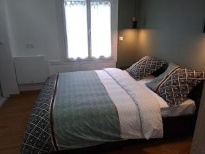 Appartements T2 Jacky IC. /Moto / Circuit 24h / Oasis /Antares : photos des chambres