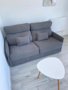 Studio avec Piscine et Parking