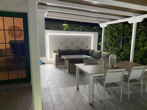 LUXURY 2 BEDROOM BUNGALOW WITH PRIVATE POOL