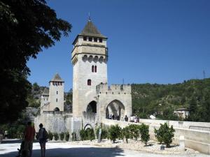 Appartements Furnished Apartment in Prayssac with Terrace : photos des chambres
