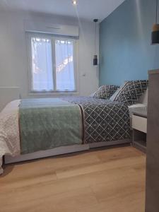 Appartements T2 Tom Krist. / Circuit 24h / Oasis /Antares : photos des chambres