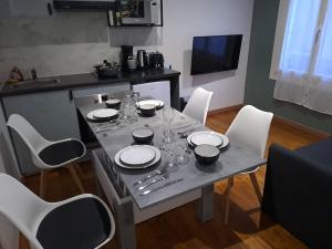 Appartements T2 Tom Krist. / Circuit 24h / Oasis /Antares : photos des chambres