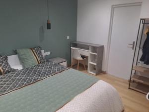 Appartements T2 Tom Krist. / Circuit 24h / Oasis /Antares : photos des chambres