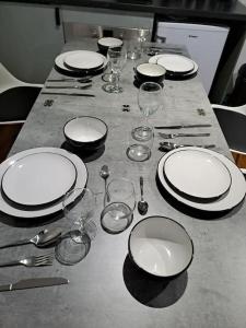 Appartements T2 Tom Krist. / Circuit 24h / Oasis /Antares : Appartement 1 Chambre