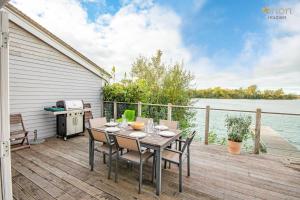 The Landings 19, Scout on the Water - P