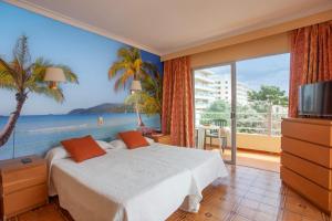 Single Room with Balcony room in Hostal Beijuan