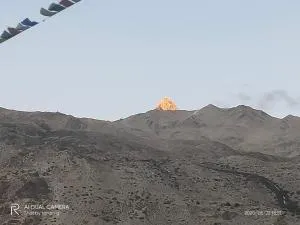 Galaxy Home Stay - Nako