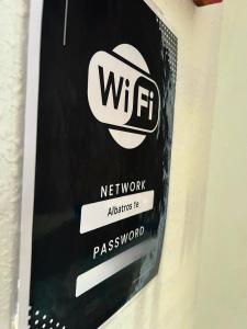 Pieds Dans L eau 50 m de la mer