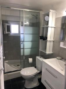 Appartements Le petit Saint Clair : photos des chambres