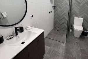 Comfort Inn Centrepoint Motel