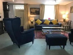 A gorgeous, two double bedroom, period cottage. - Knockholt