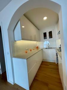 Beste Sicht auf Ifach, Hafen und Strand