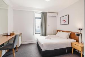 Double Room with Private Bathroom room in Australian Sunrise Lodge