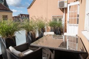 DOLCE VITA Studio with Sunny Terrace