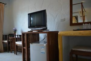 Nirvana Guesthouse & Hostel
