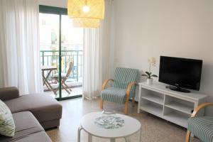 Playa San Juan 3 bd apartment by the sea