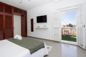 Double Room  with Shared Bathroom and Terrace room in San Miguel 34 Rooms