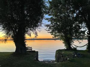 Ferienhäuschen mit privatem Seezugang