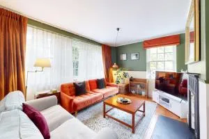 3 bedroom Family Friendly Apartment in Hillcrest - East Finchley