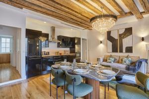 Residence LouvrePalais Royal by Studioprestige