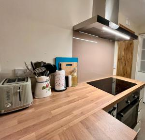 Chapter Cottage, Cheddleton Nr Alton Towers, Peak District, Foxtail Barns, the Ashes