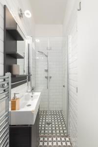 Prague Days - Spacious Apartment with Balcony near Wenceslas Square