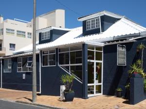 Loddey`s Guest House - by Beach Collection