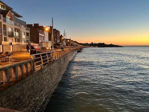 Maisons de vacances Grande maison neuve a 100 m de la plage : photos des chambres