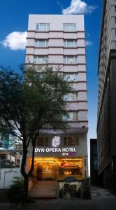 Dyn Hotel -18 Cao Ba Quat, Q1- by Bay Luxury
