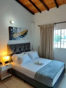 ApartaHostal Quintanilla - Villanueva
