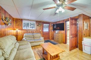 Hayward Retreat on the Chippewa Flowage with Dock!