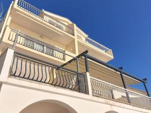 Mirtas apartment, 5m from sea