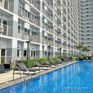 Coast Condo Penthouse in Pasay, Metro Manila near SM Mall of Asia, Ninoy Aquino International Airport, World Trade Center, Star City, Intramuros