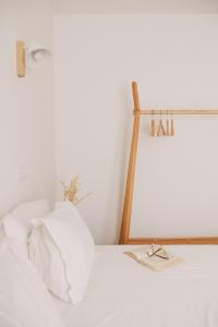 Deluxe Double or Twin Room with Balcony room in Pure Flor de Esteva - Bed & Breakfast