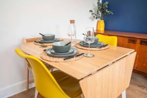 Modern Beckenham Apartment fast London train links - Pass the Keys