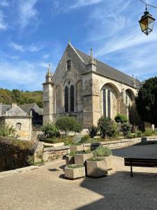 Maisons de vacances Impasse des Mysteres - La maison des Sorciers Lehon/Dinan : photos des chambres