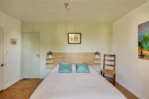 Maisons de vacances Pause reposante a Penmarch : photos des chambres