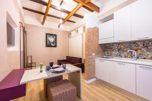 Toledo Warm Renovated Studio