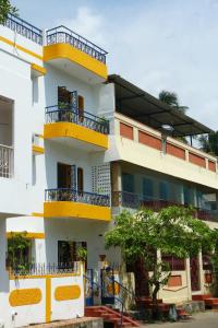 Casa de Sekara Near White Town