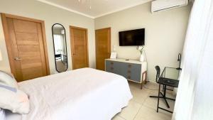 Bello apartamento en Evaristo Morales, 1 BR