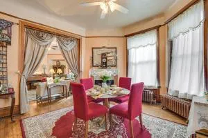 5 Mi to Millennium Park Apartment with Fireplaces - 西塞罗