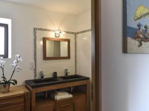 Villas LE DOMAINE 5 etoiles Spa Saint Quenin Vaison 30 personnes MONT VENTOUX PROVENCE : photos des chambres