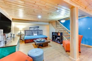 Dog-Friendly Mtn Retreat in Whitehall with View!