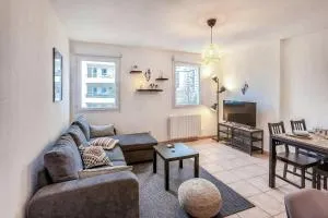 Superbe appartement - Parking Gratuit - 4 Personnes - Bassens