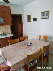 Garden House - 82 m2- Rustic Apartment